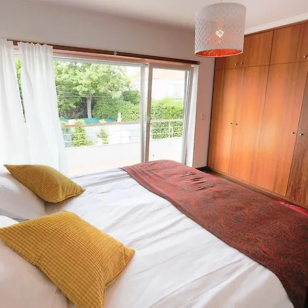 Portuguese Living Central Villa Cascais