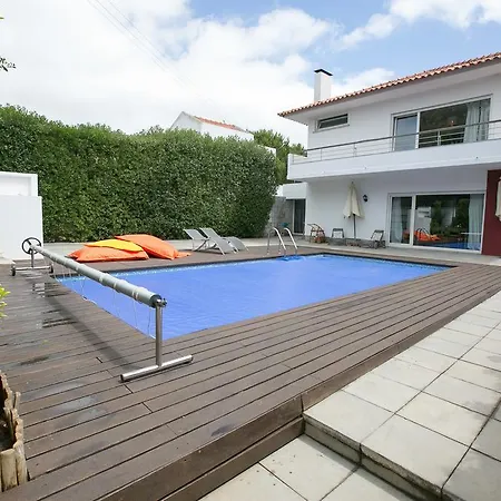 Portuguese Living Central Villa Cascais